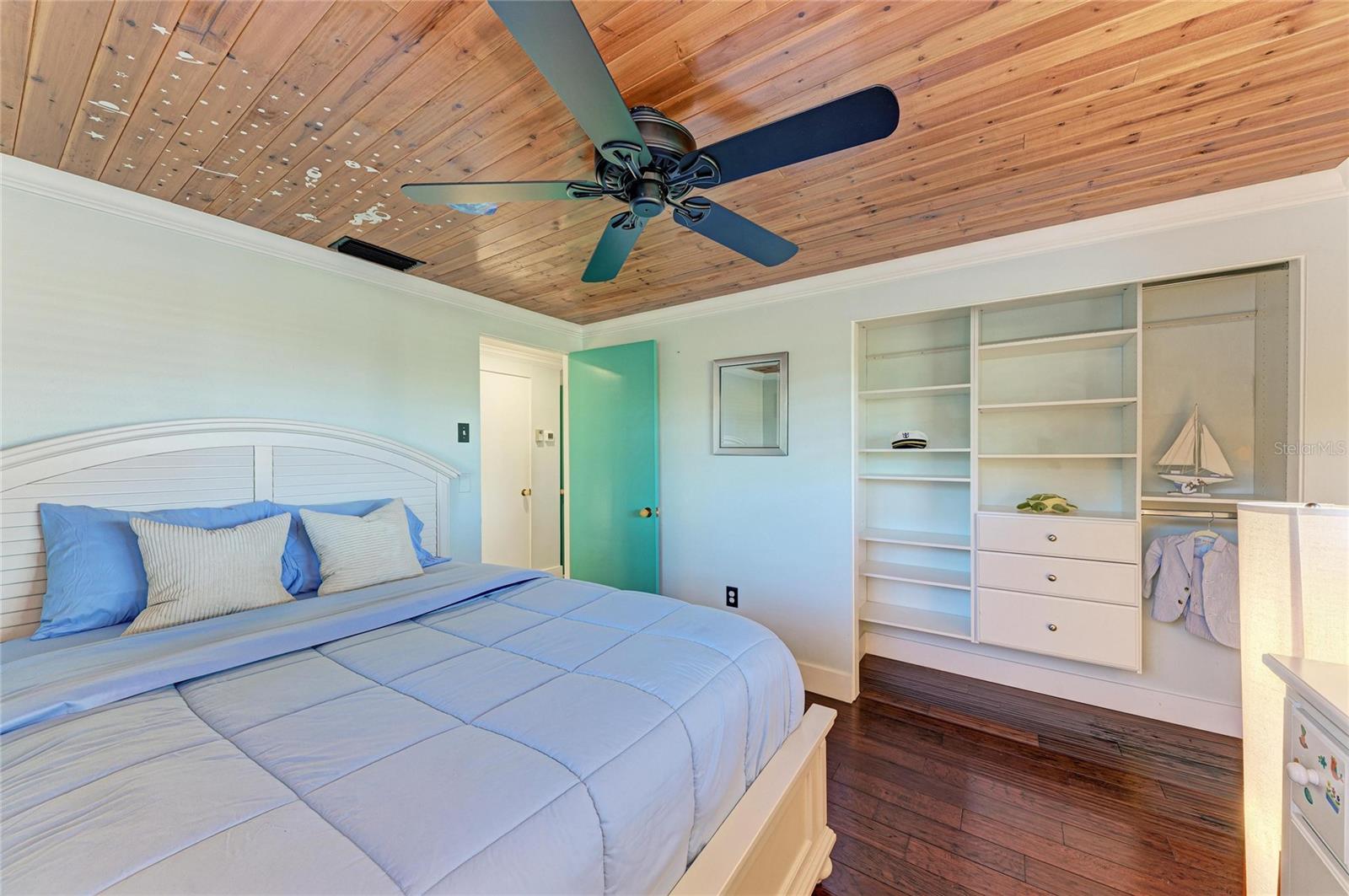 Image 48 of 95 For 365 Shore Drive