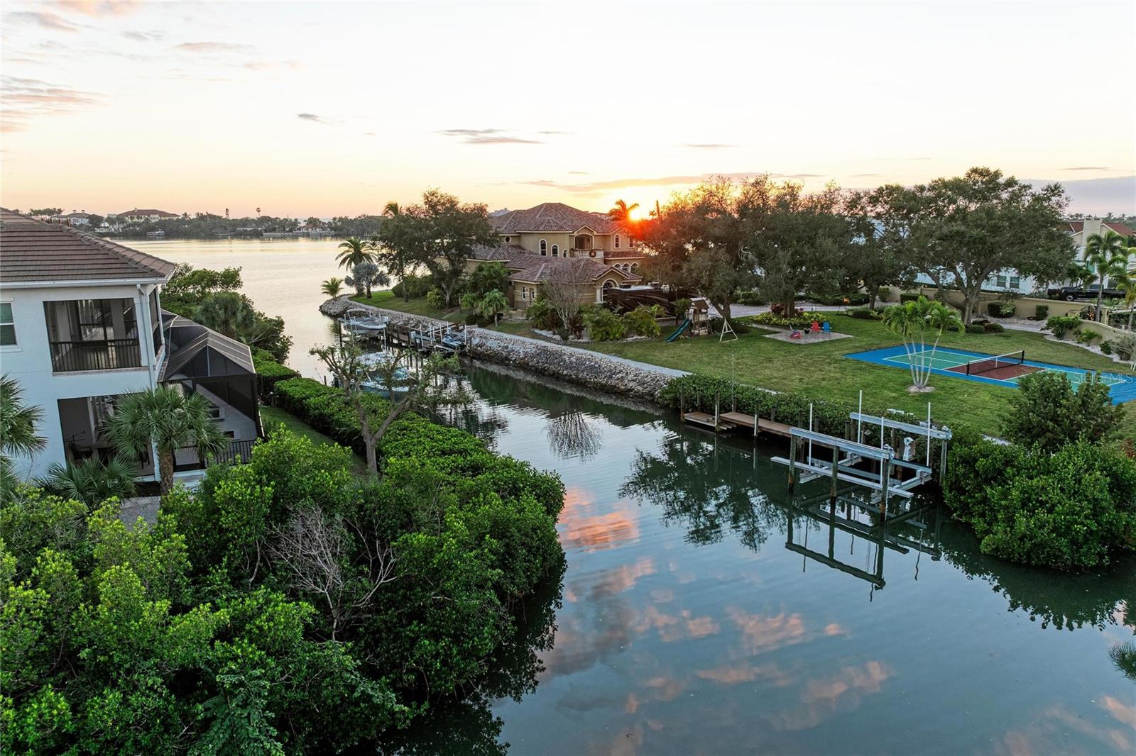 Image 50 of 95 For 365 Shore Drive