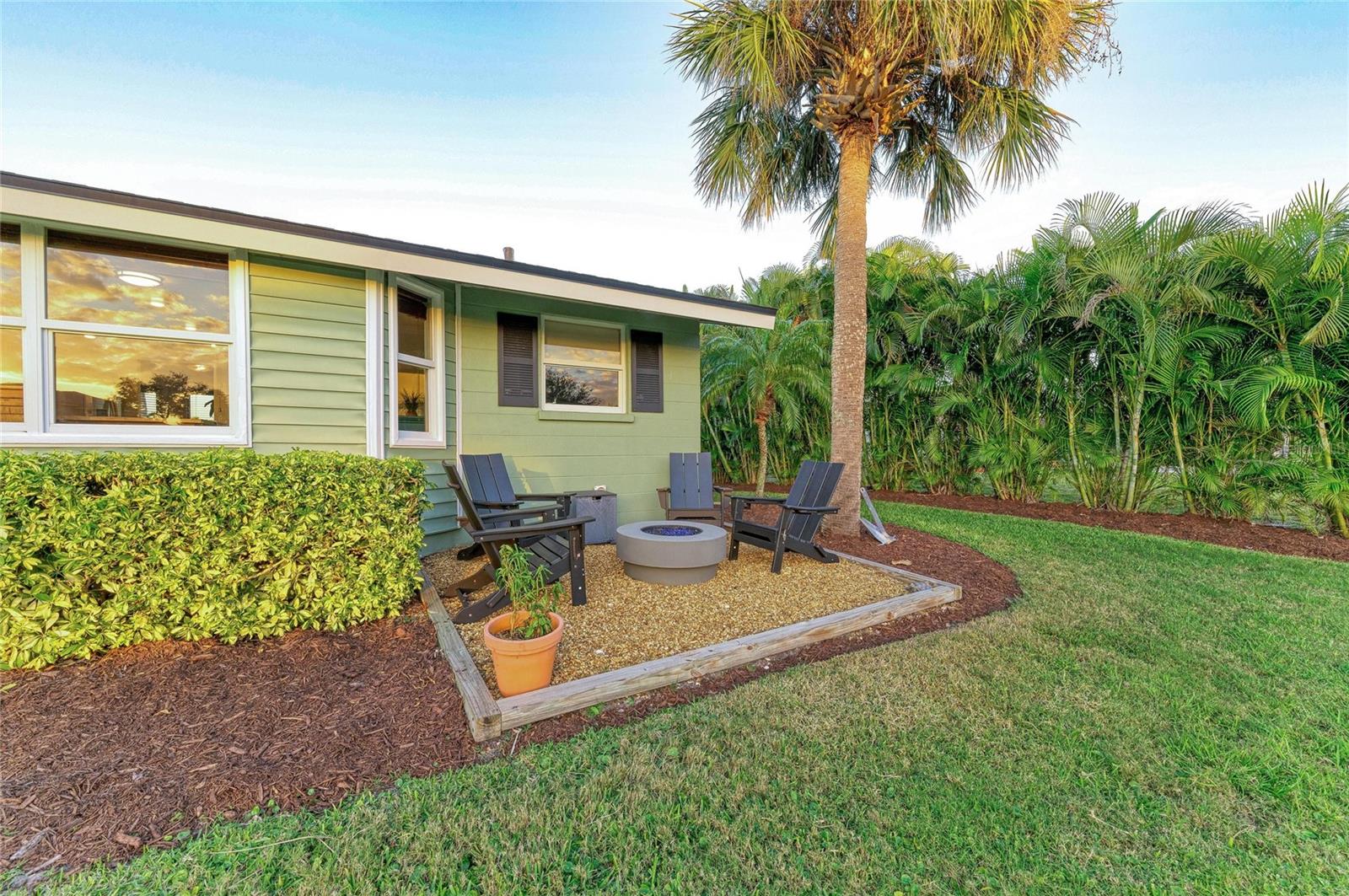 Image 67 of 95 For 365 Shore Drive