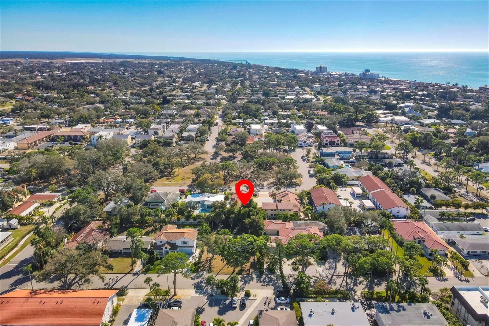 Image 38 of 47 For 440 Palmetto Court 2