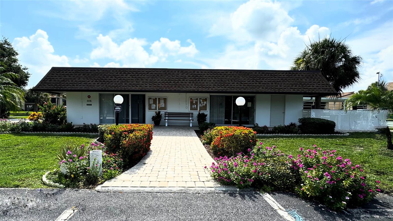 Image 29 of 33 For 3 Quails Run Boulevard 3101