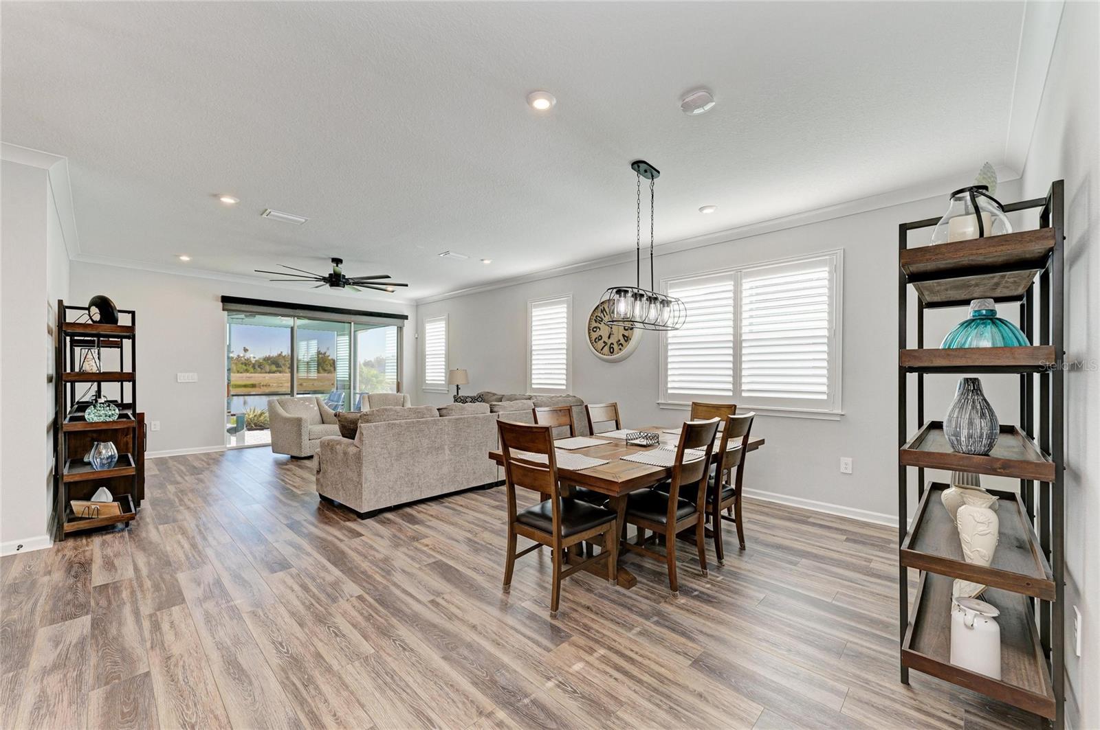 Image 11 of 66 For 17962 Solstice Avenue