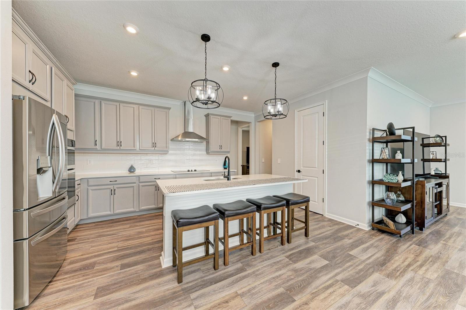 Image 14 of 66 For 17962 Solstice Avenue