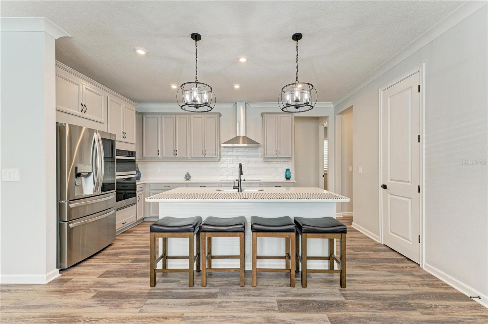 Image 15 of 66 For 17962 Solstice Avenue