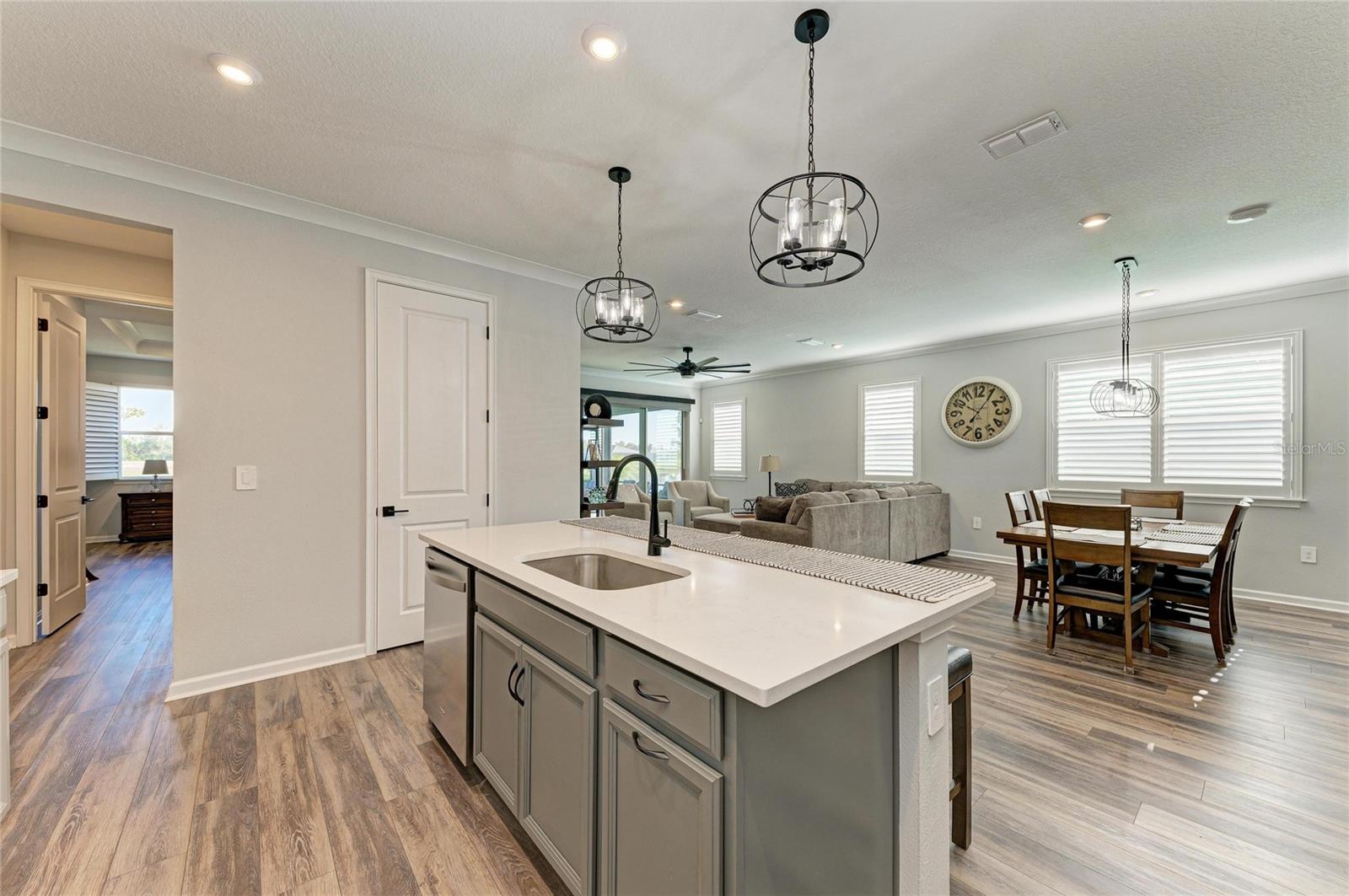 Image 19 of 66 For 17962 Solstice Avenue