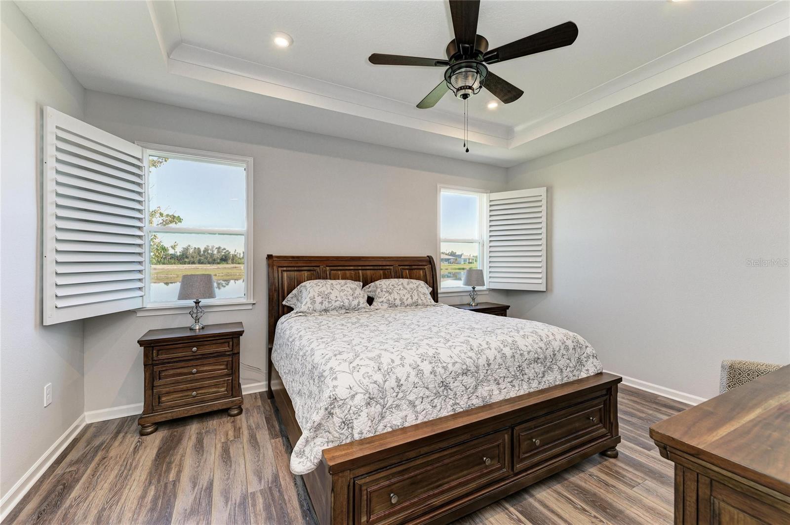 Image 24 of 66 For 17962 Solstice Avenue