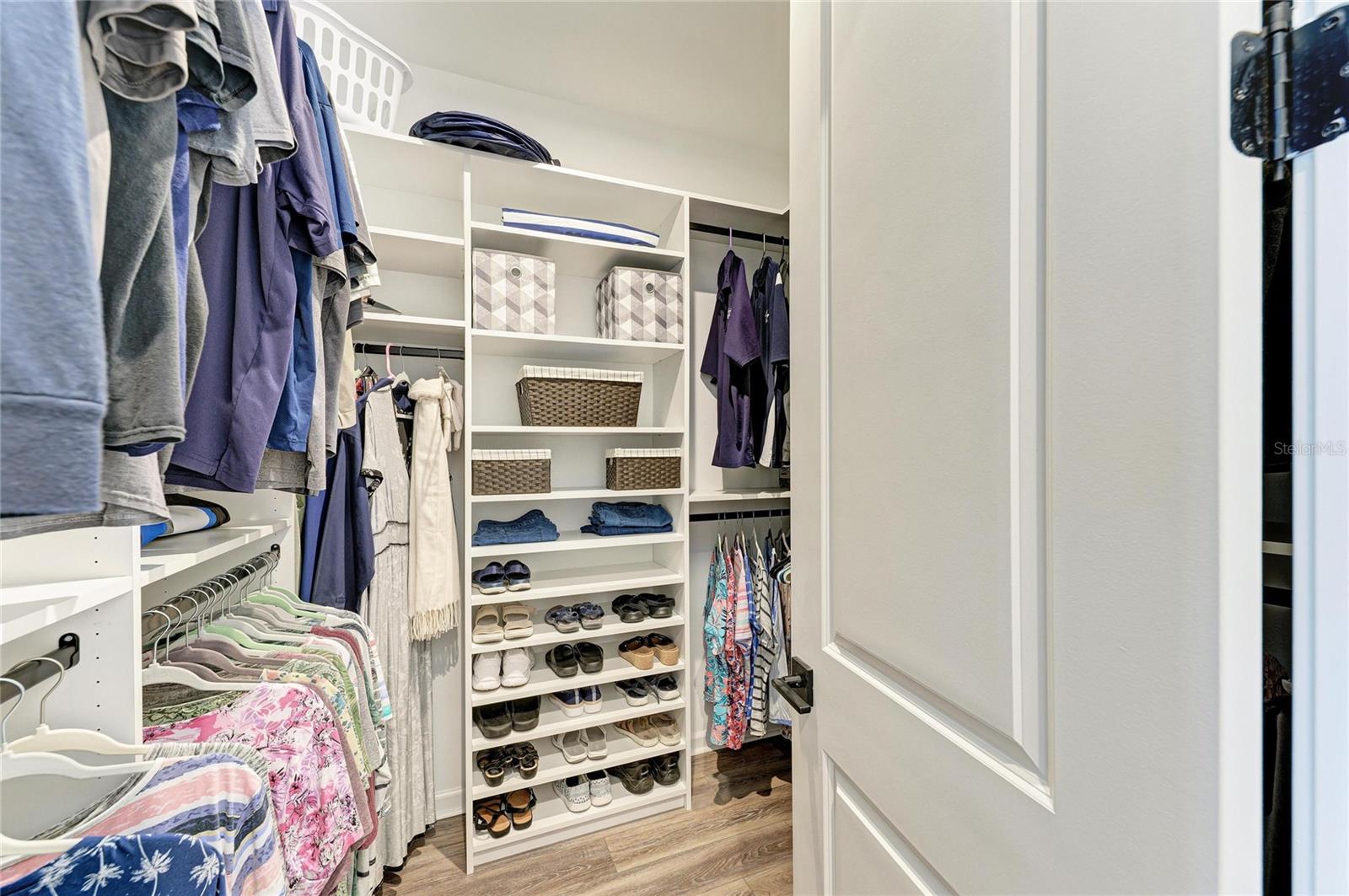 Image 28 of 66 For 17962 Solstice Avenue