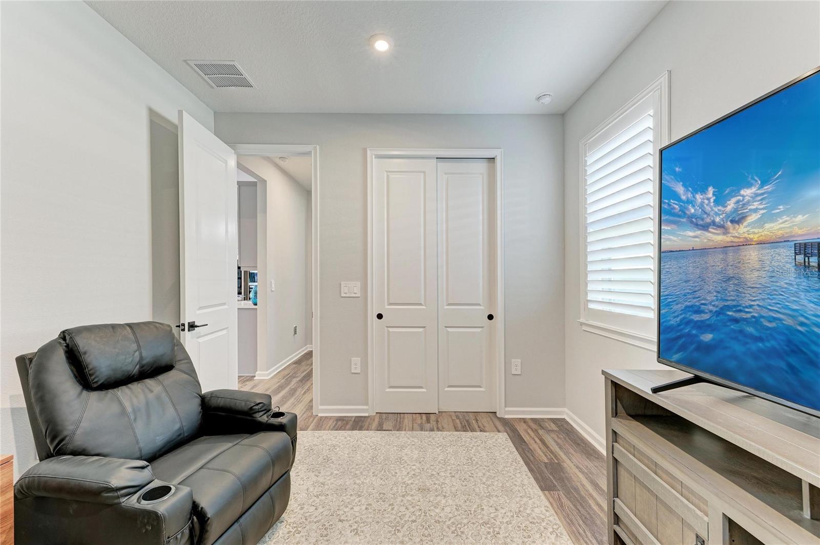 Image 30 of 66 For 17962 Solstice Avenue