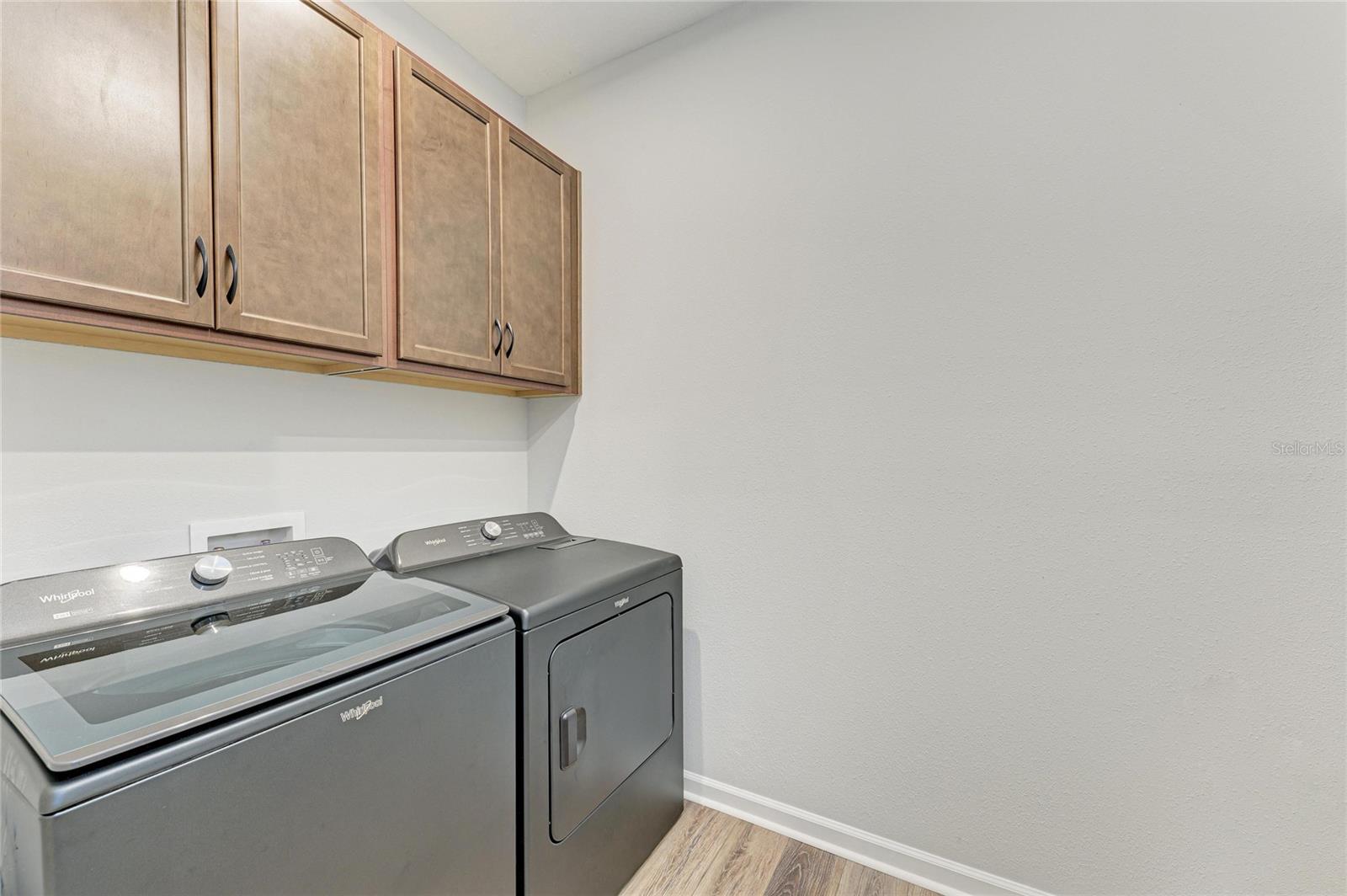 Image 37 of 66 For 17962 Solstice Avenue