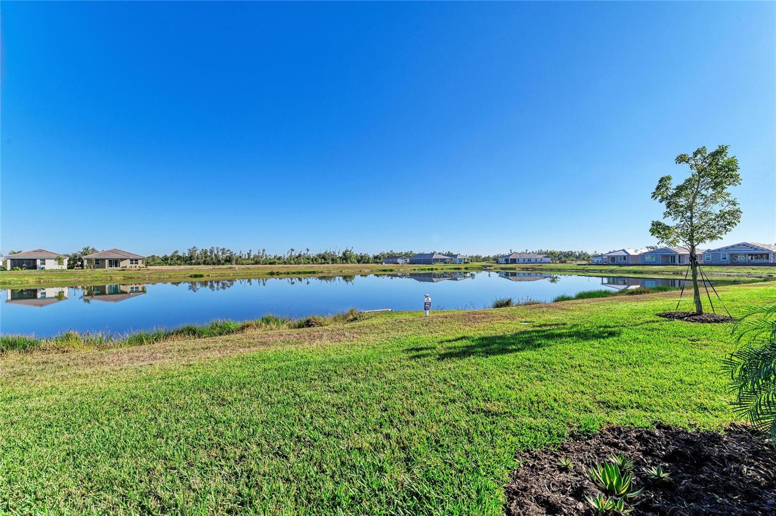 Image 41 of 66 For 17962 Solstice Avenue