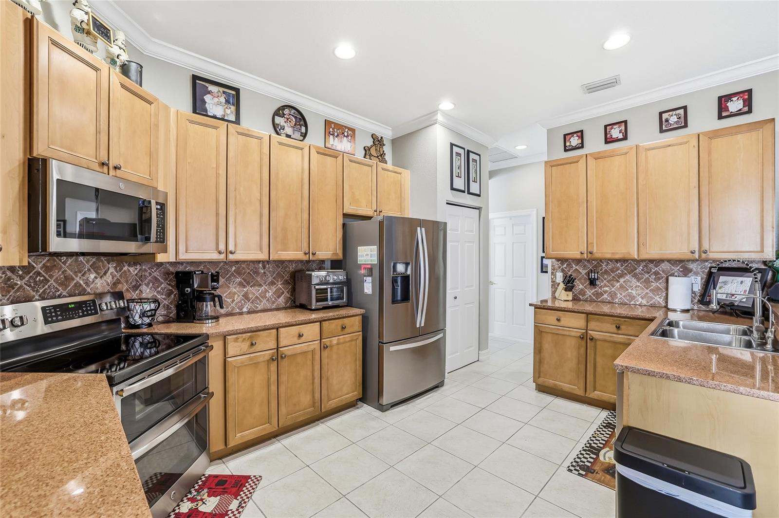 Image 14 of 42 For 15767 Crystal Waters Drive