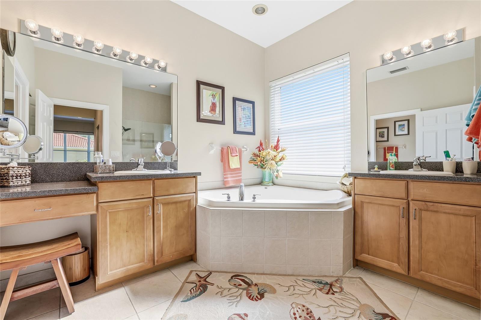 Image 21 of 42 For 15767 Crystal Waters Drive