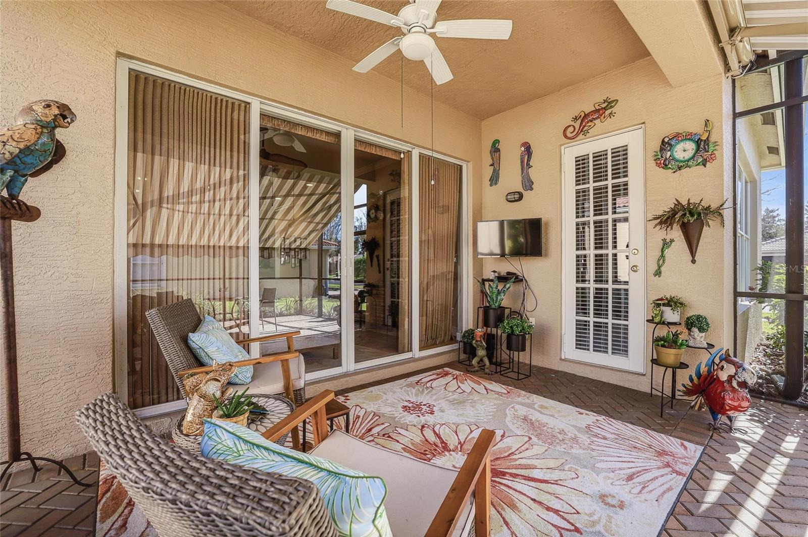 Image 27 of 42 For 15767 Crystal Waters Drive