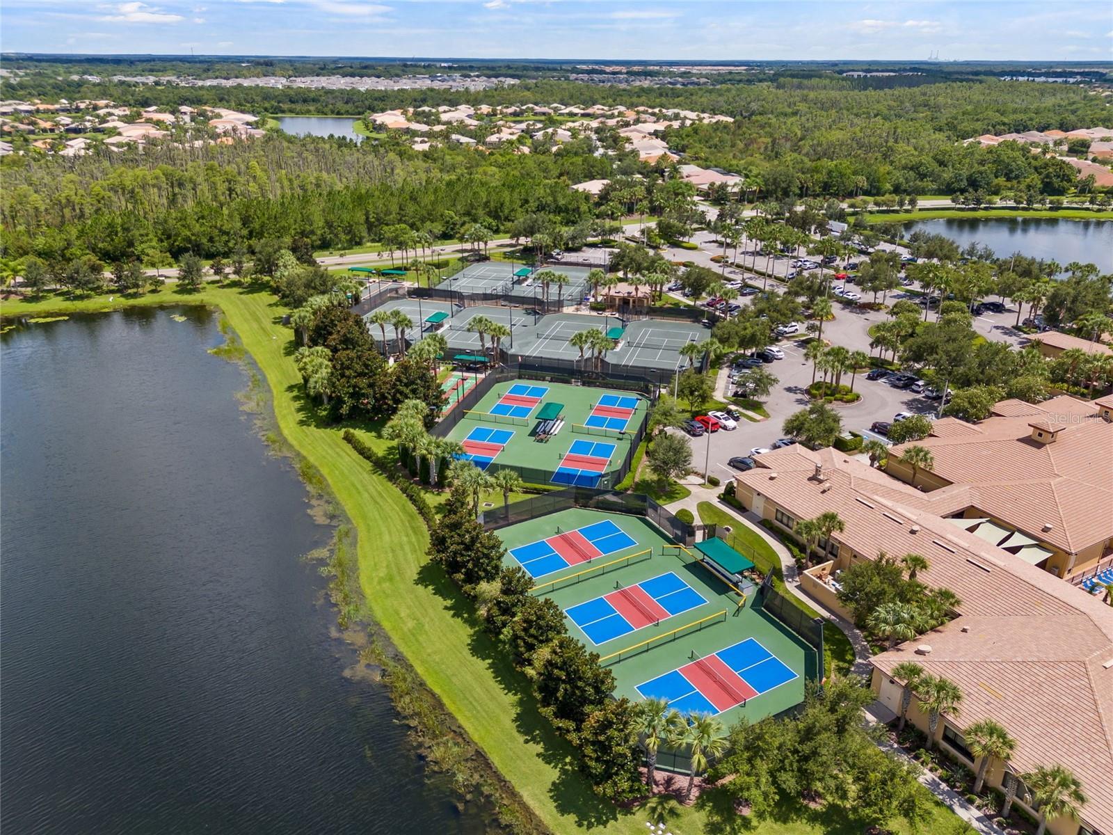 Image 37 of 42 For 15767 Crystal Waters Drive