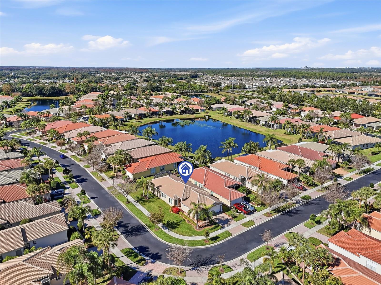 Image 5 of 42 For 15767 Crystal Waters Drive