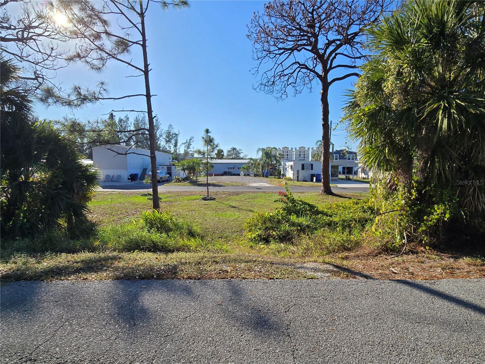 Image 11 of 25 For 424 Hatchett Creek Road