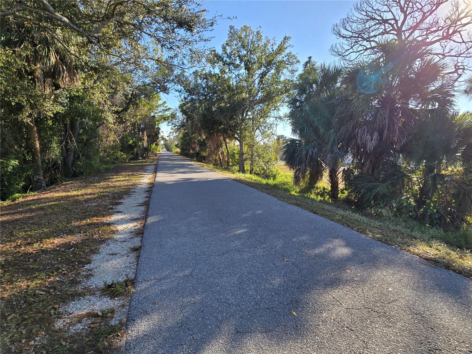 Image 12 of 25 For 424 Hatchett Creek Road