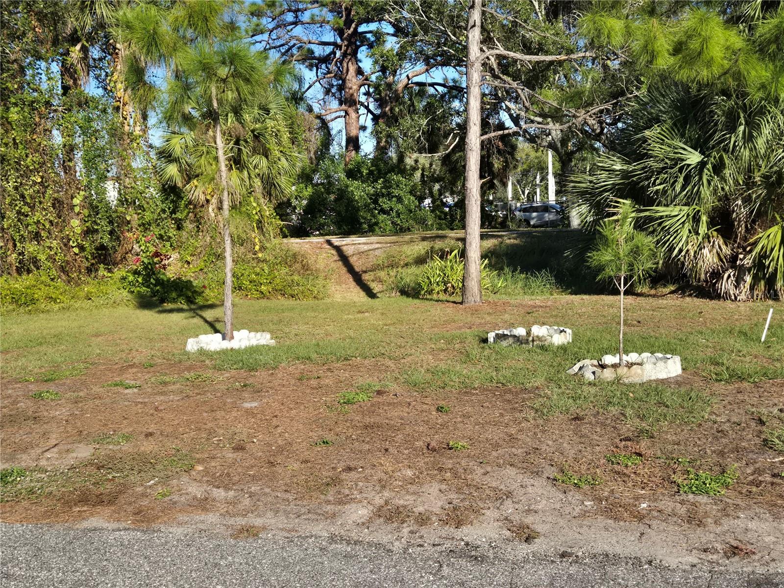 Image 3 of 25 For 424 Hatchett Creek Road