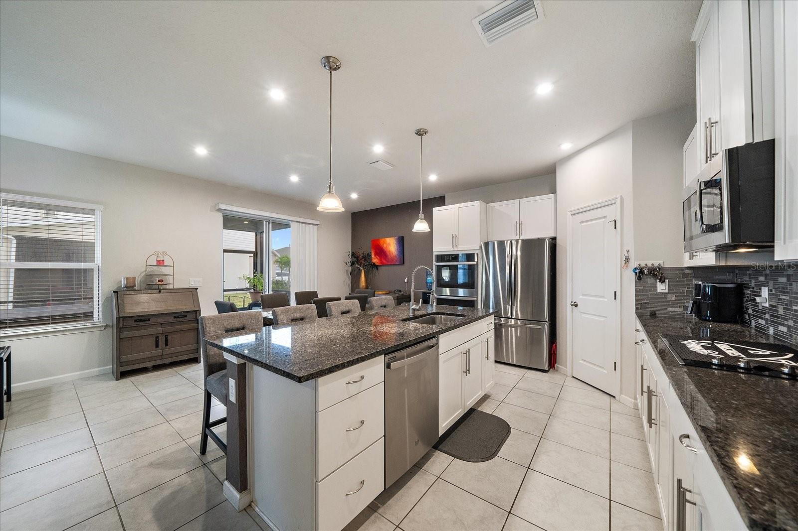 Image 13 of 39 For 5412 Peaceful Creek Cove