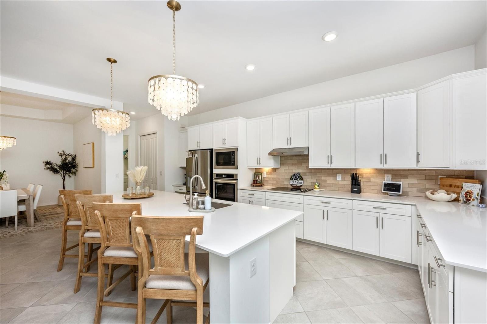 Image 12 of 97 For 17380 Jadestone Court