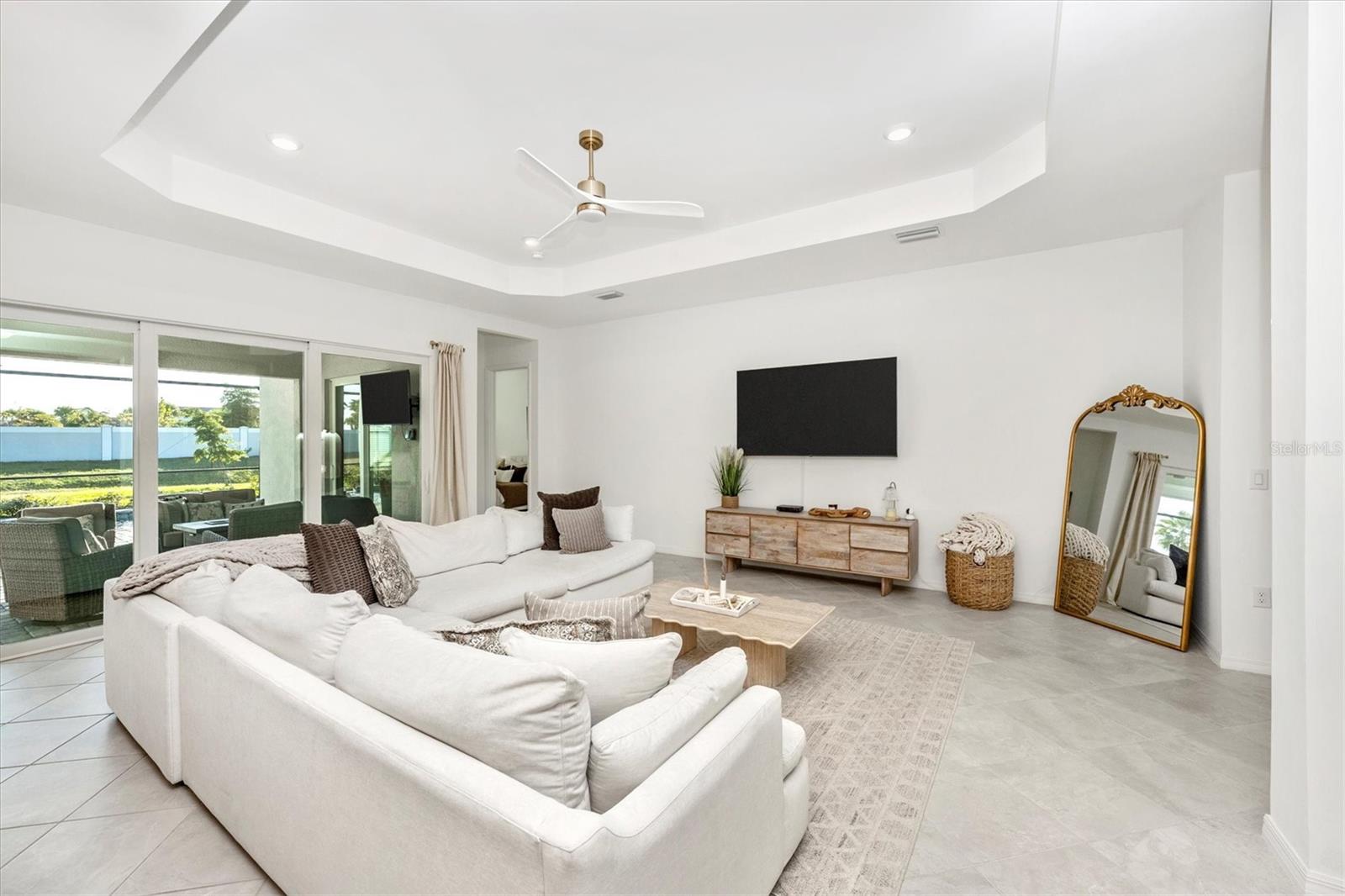 Image 26 of 97 For 17380 Jadestone Court