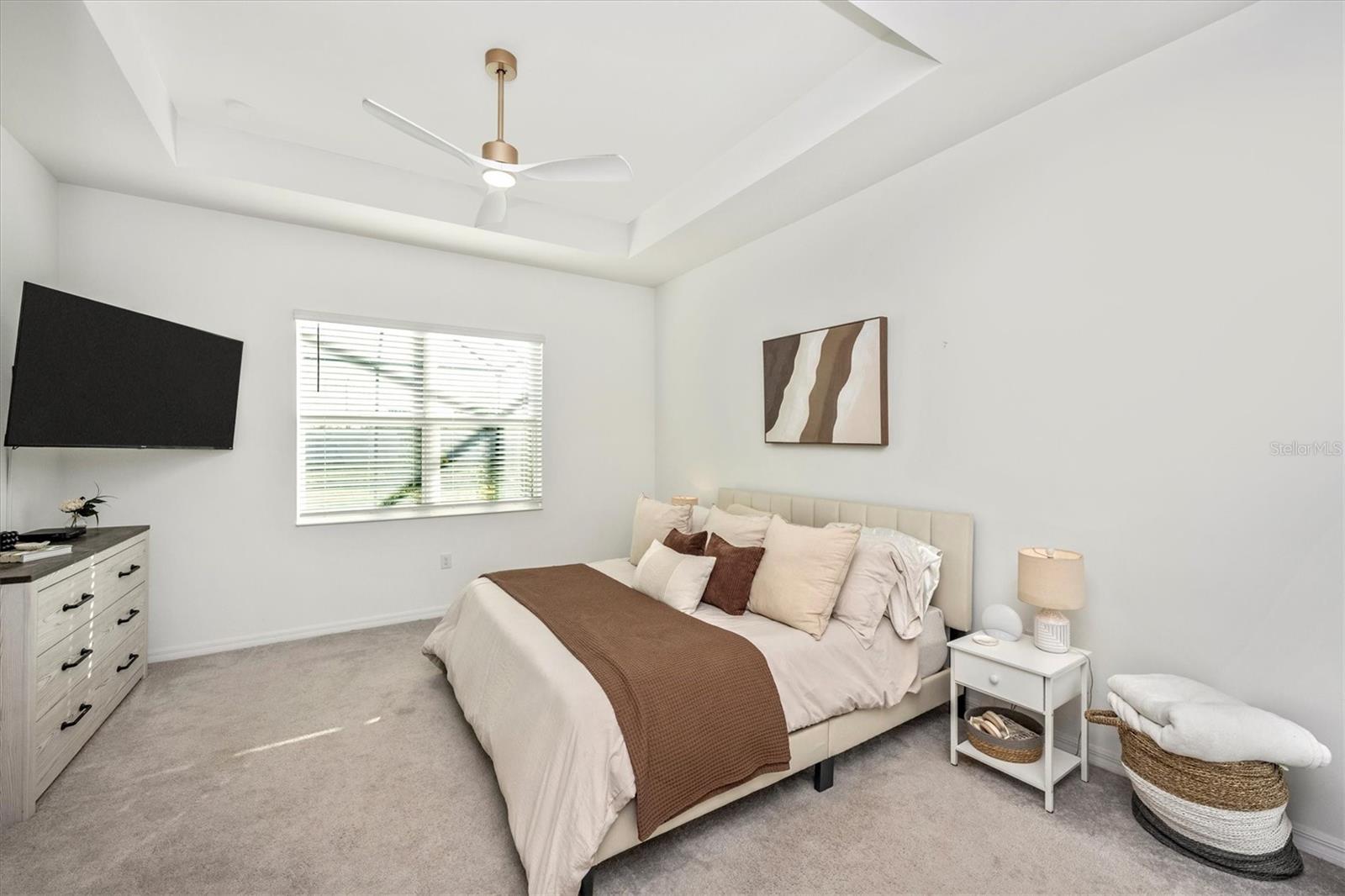 Image 29 of 97 For 17380 Jadestone Court