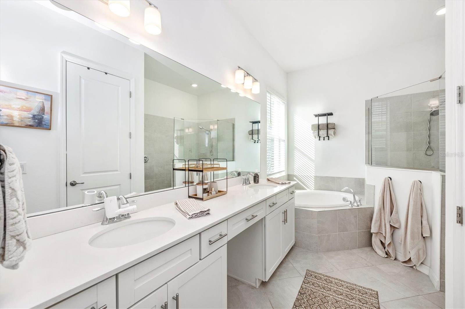 Image 32 of 97 For 17380 Jadestone Court