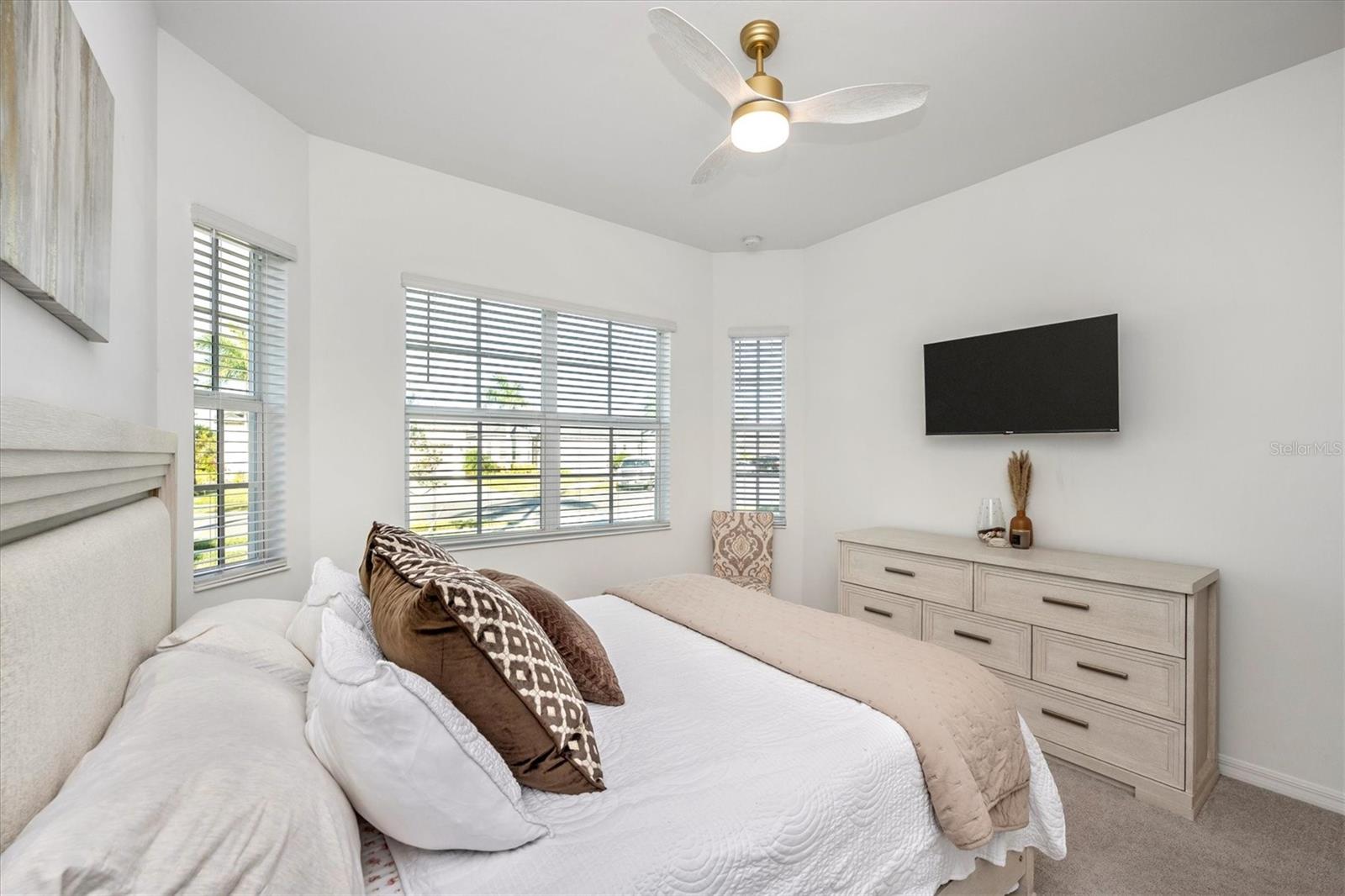 Image 37 of 97 For 17380 Jadestone Court