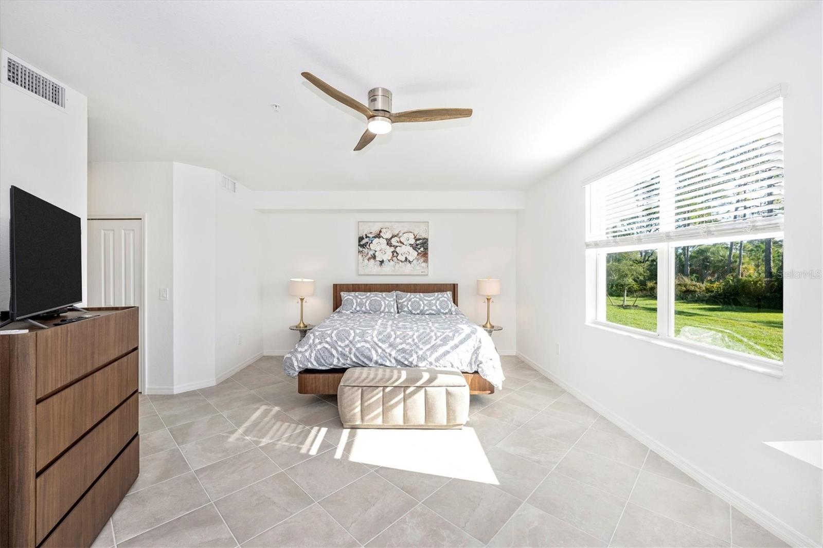 Image 25 of 96 For 17700 Boracay Court 102