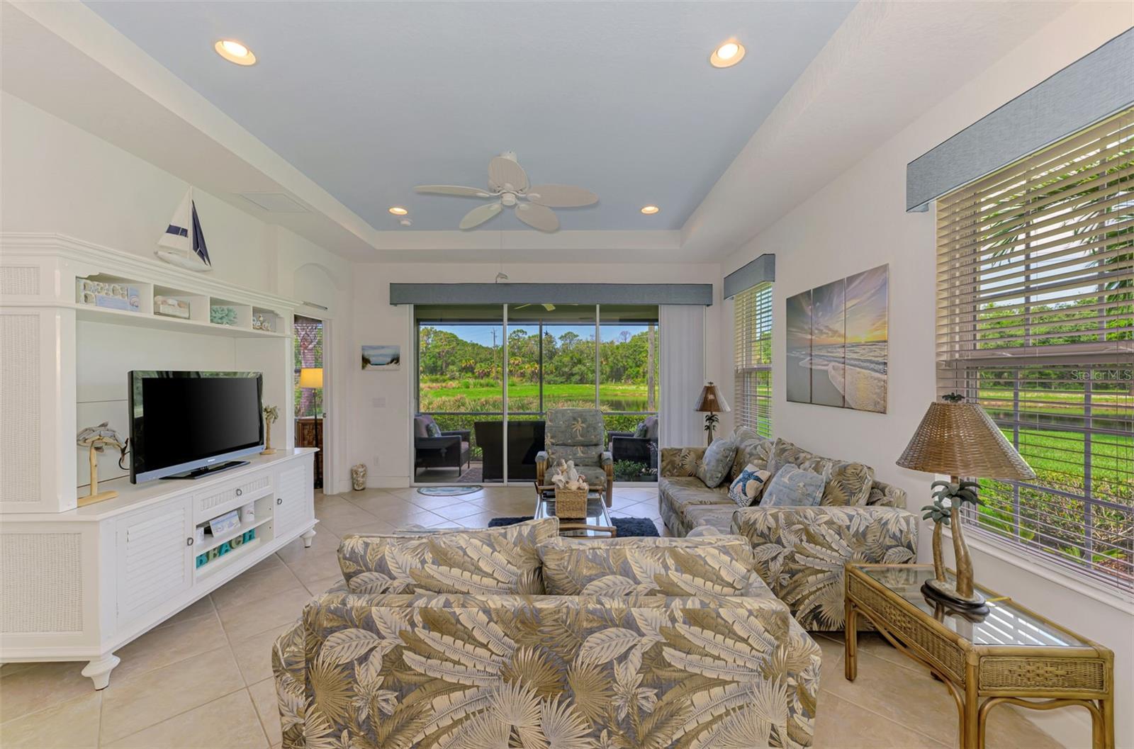 Image 4 of 90 For 371 Capulet Drive