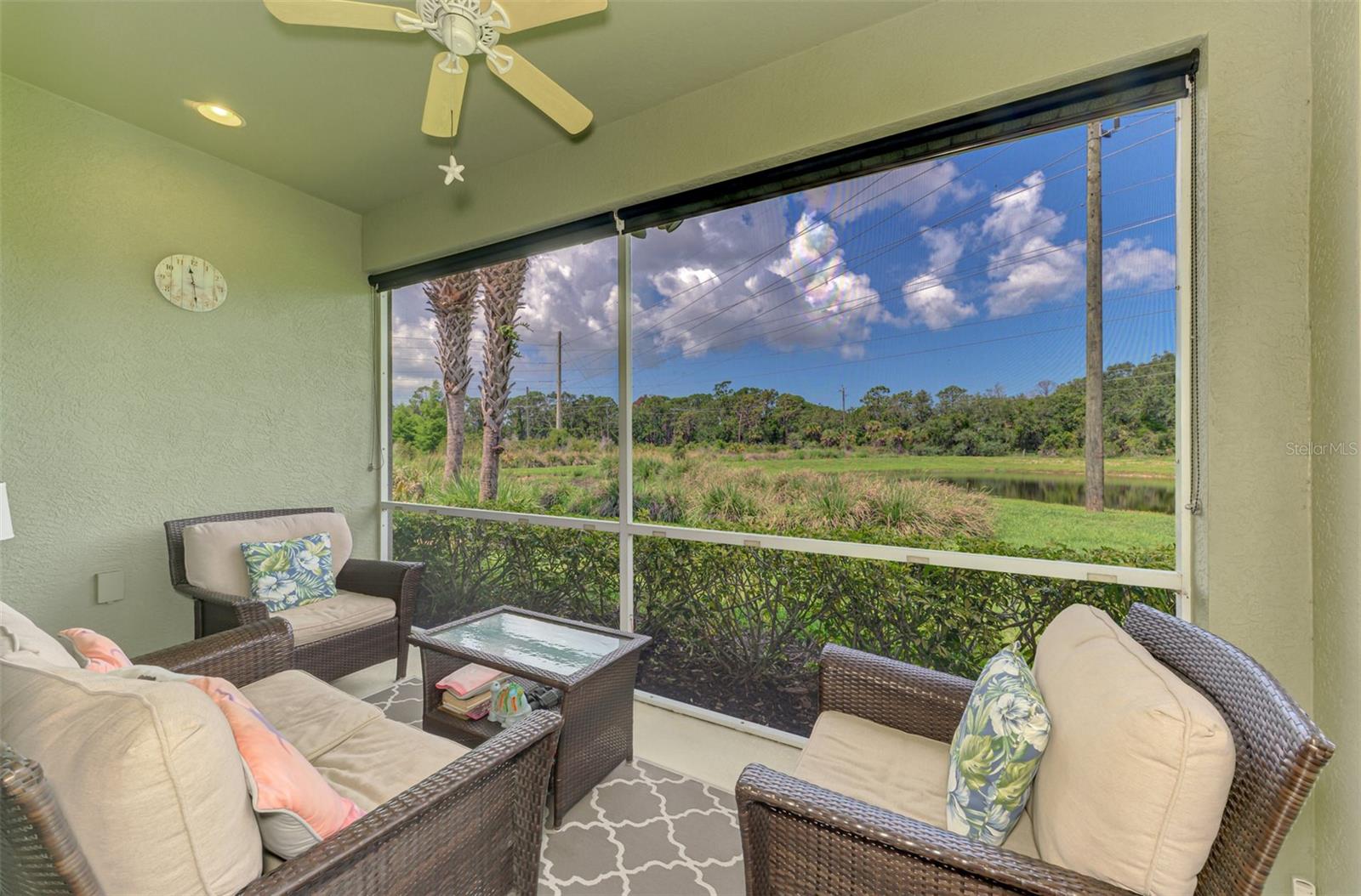 Image 40 of 90 For 371 Capulet Drive