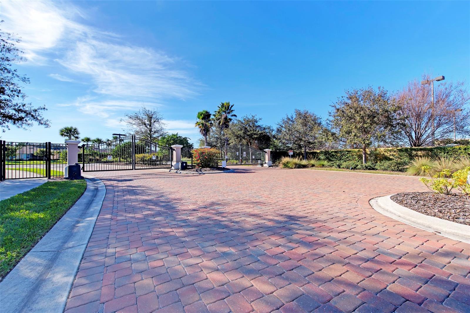 Image 55 of 90 For 371 Capulet Drive