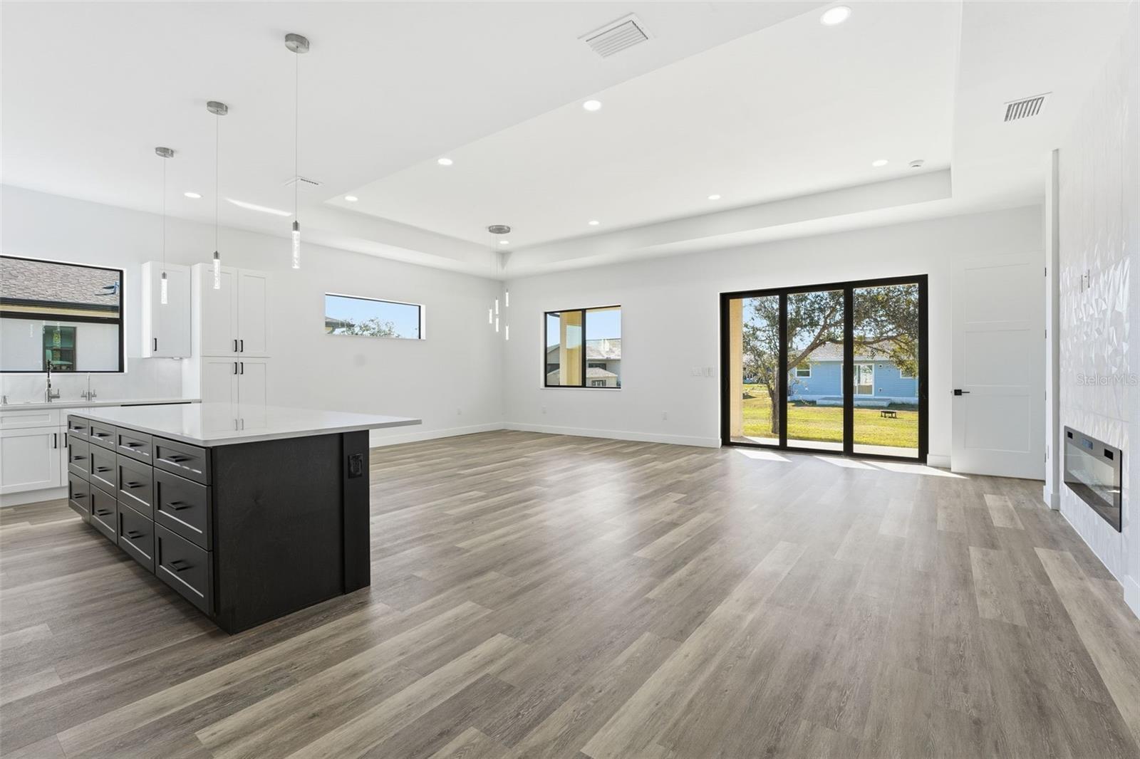 Image 13 of 46 For 12005 Carnival Avenue