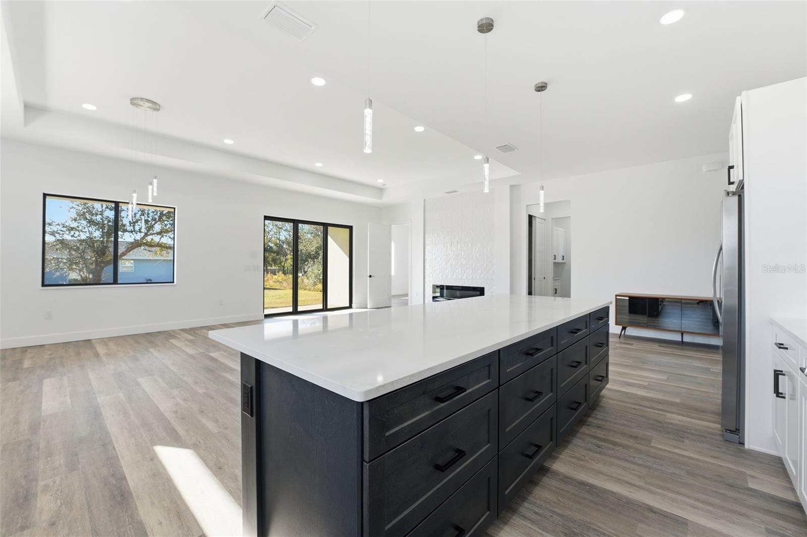 Image 20 of 46 For 12005 Carnival Avenue