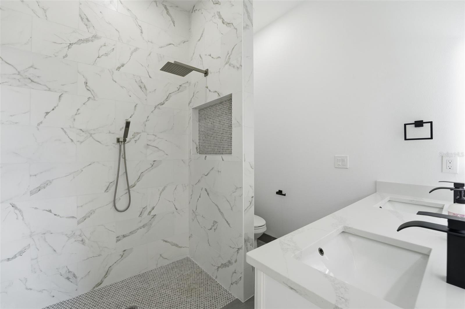 Image 28 of 46 For 12005 Carnival Avenue