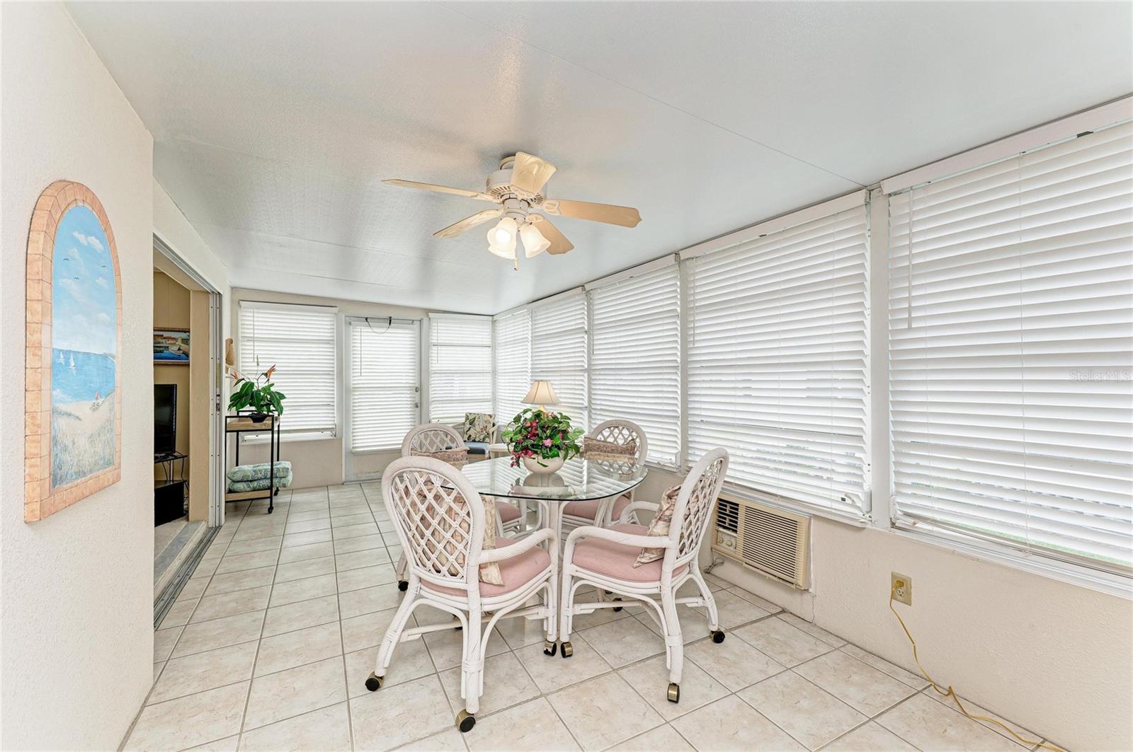 Image 11 of 73 For 35 Castle Drive