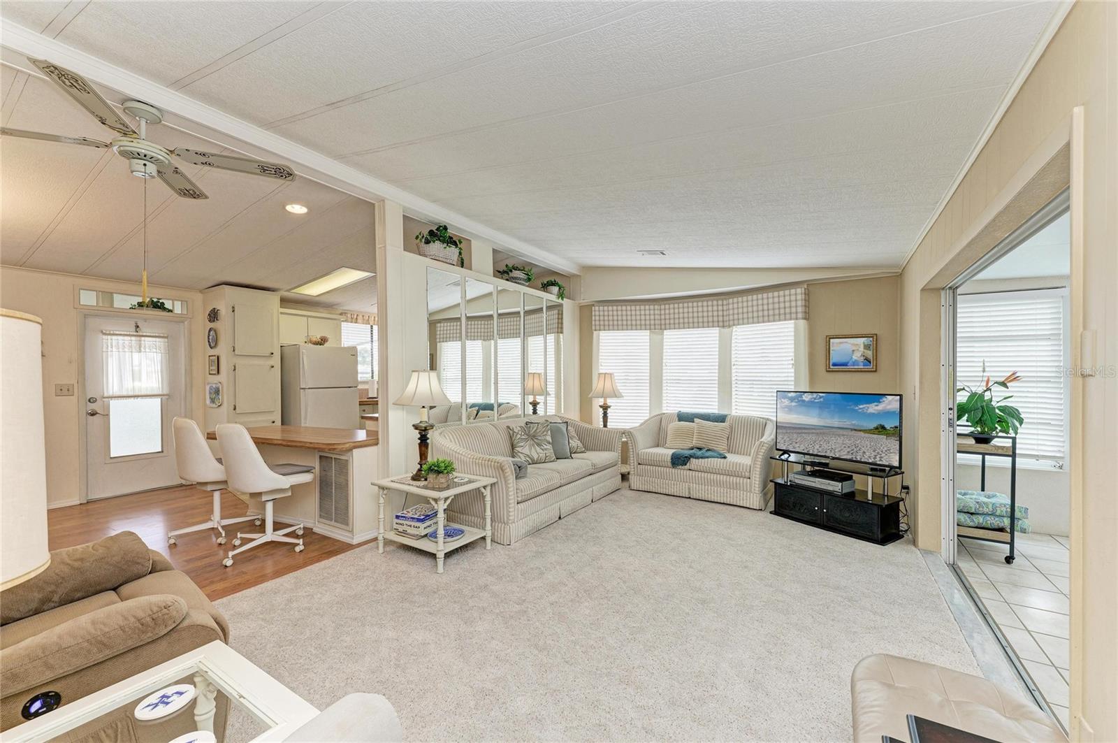 Image 20 of 73 For 35 Castle Drive