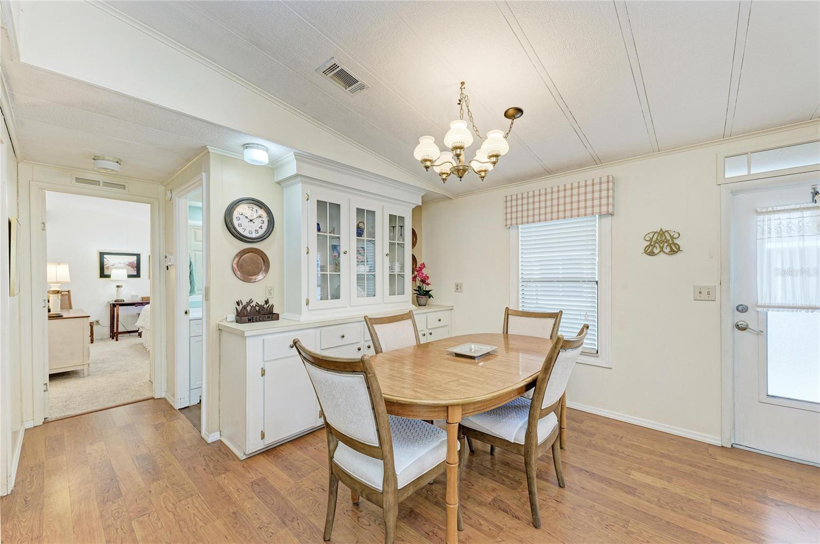 Image 21 of 73 For 35 Castle Drive