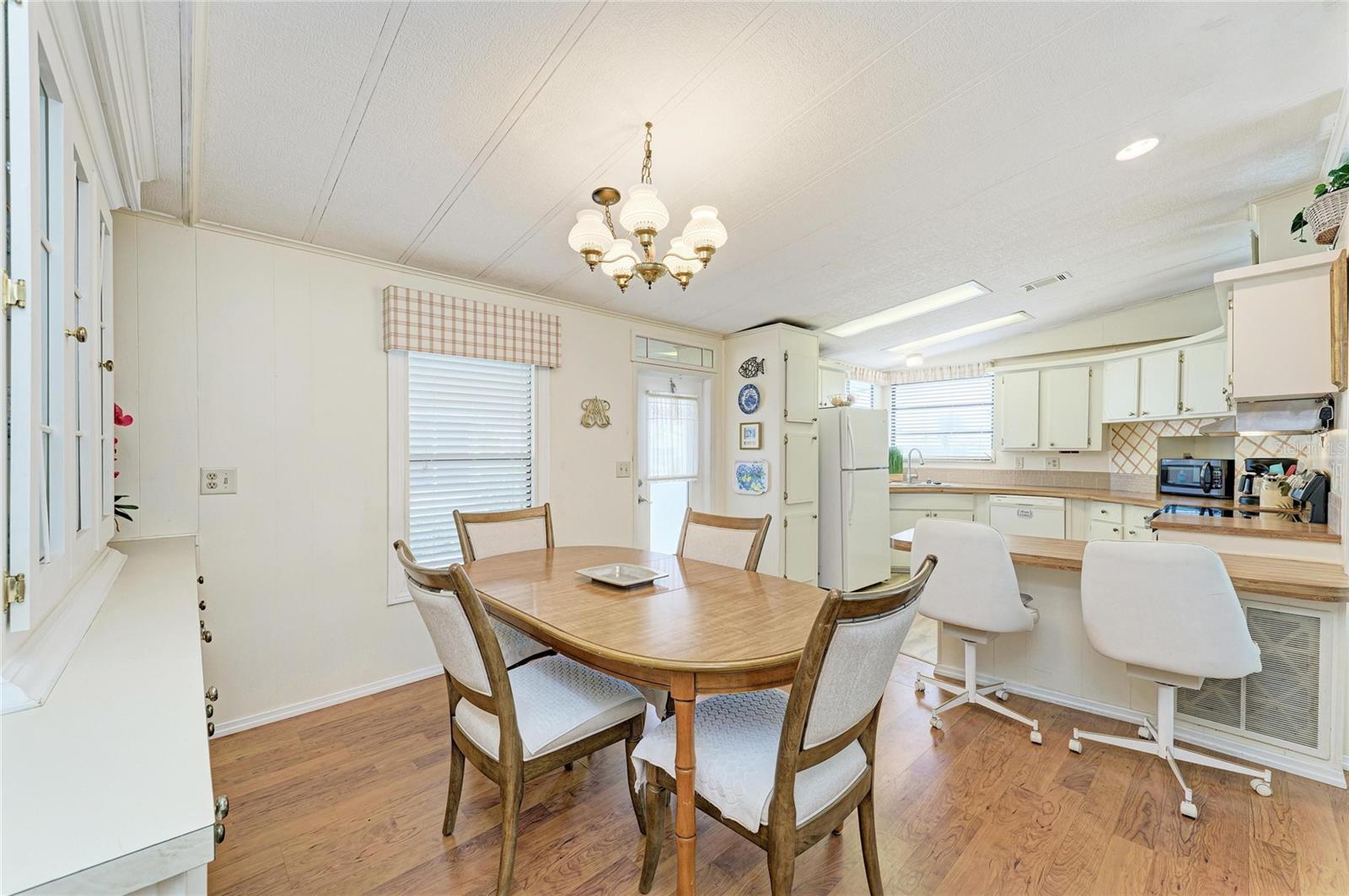 Image 23 of 73 For 35 Castle Drive