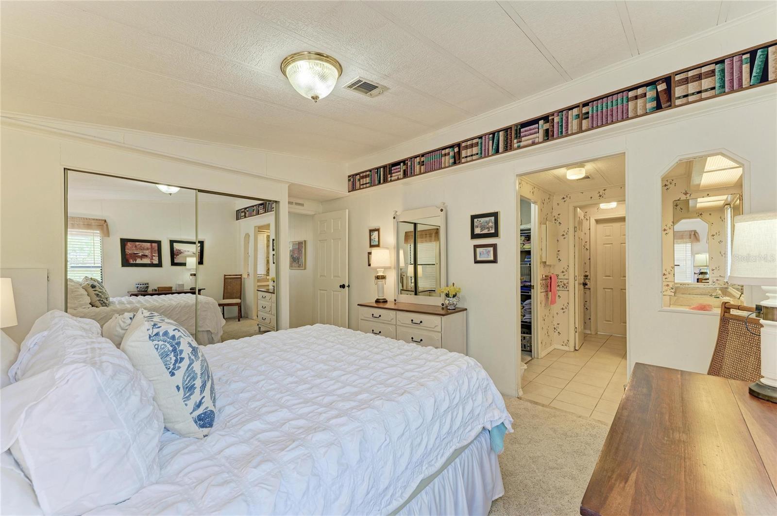 Image 35 of 73 For 35 Castle Drive