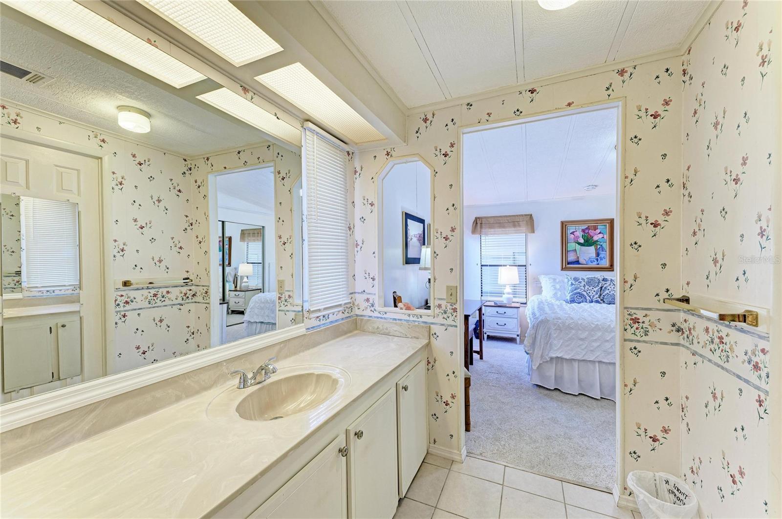 Image 38 of 73 For 35 Castle Drive