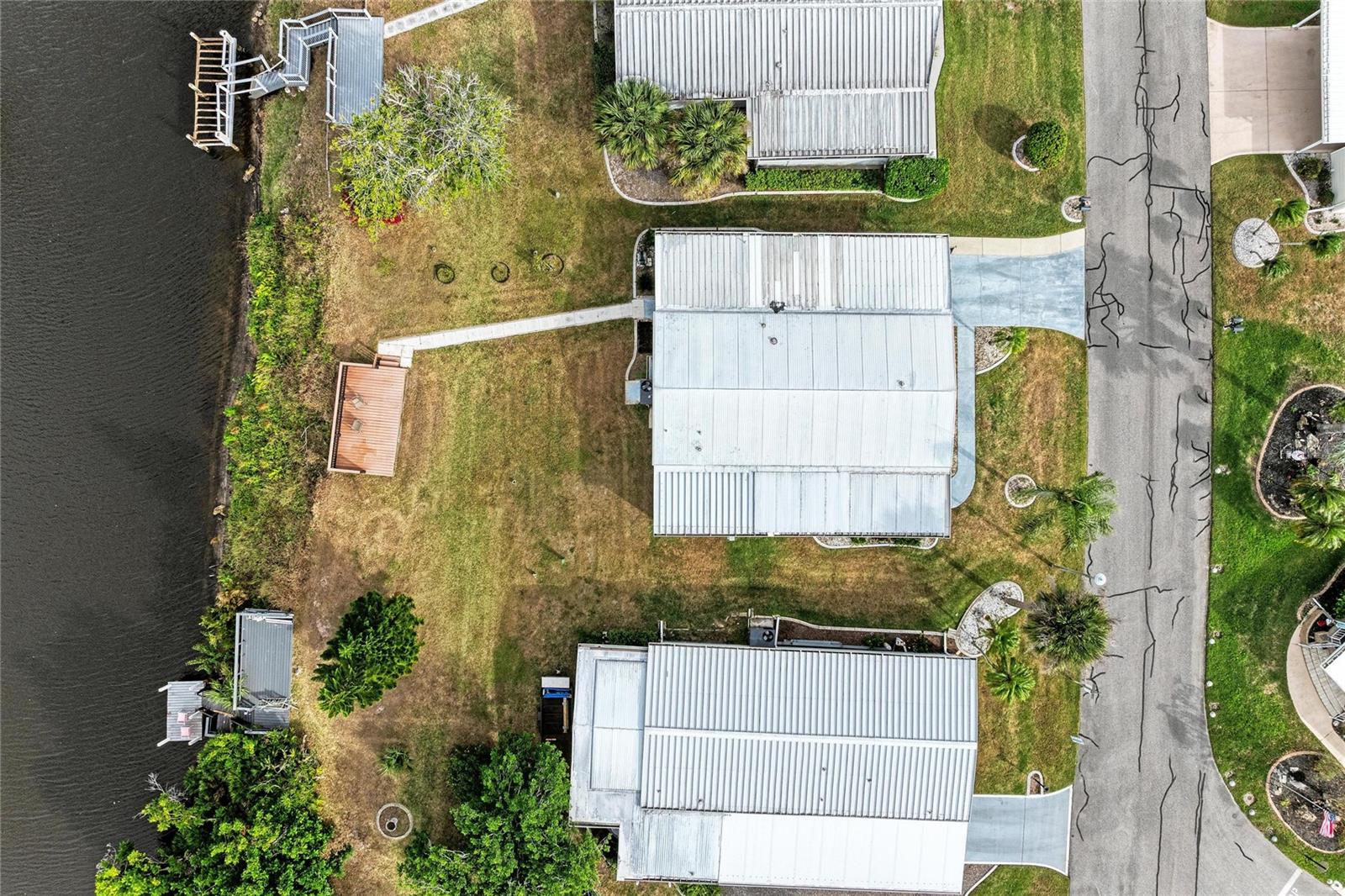 Image 4 of 73 For 35 Castle Drive