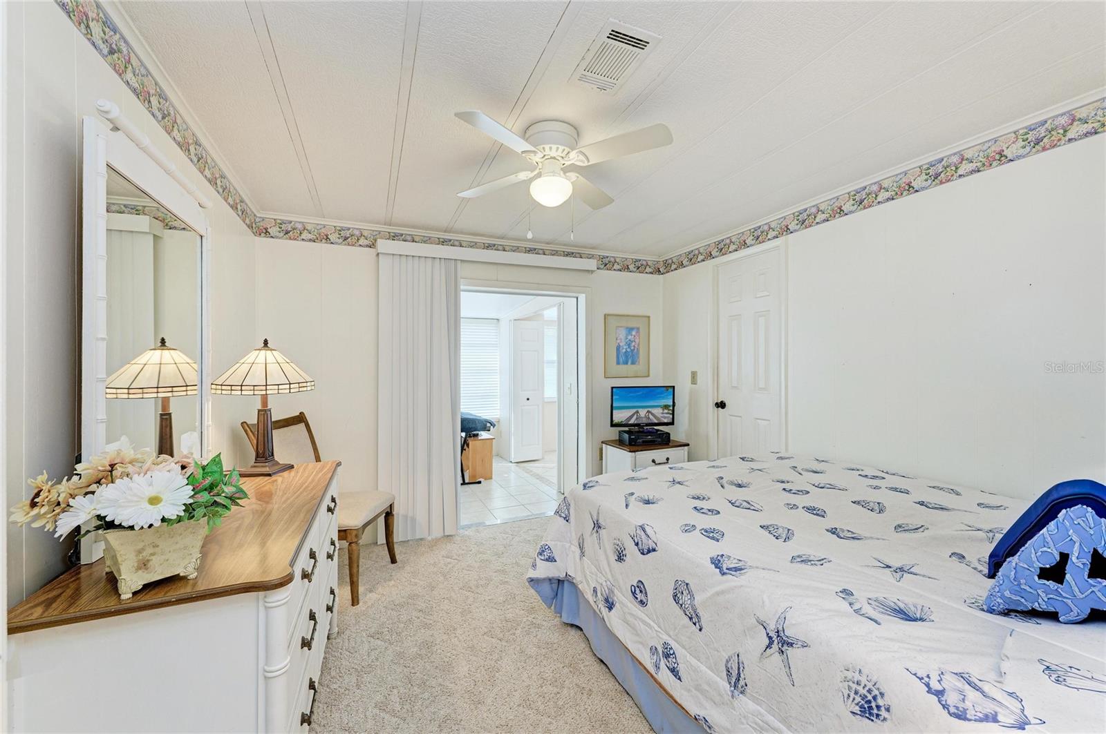 Image 40 of 73 For 35 Castle Drive