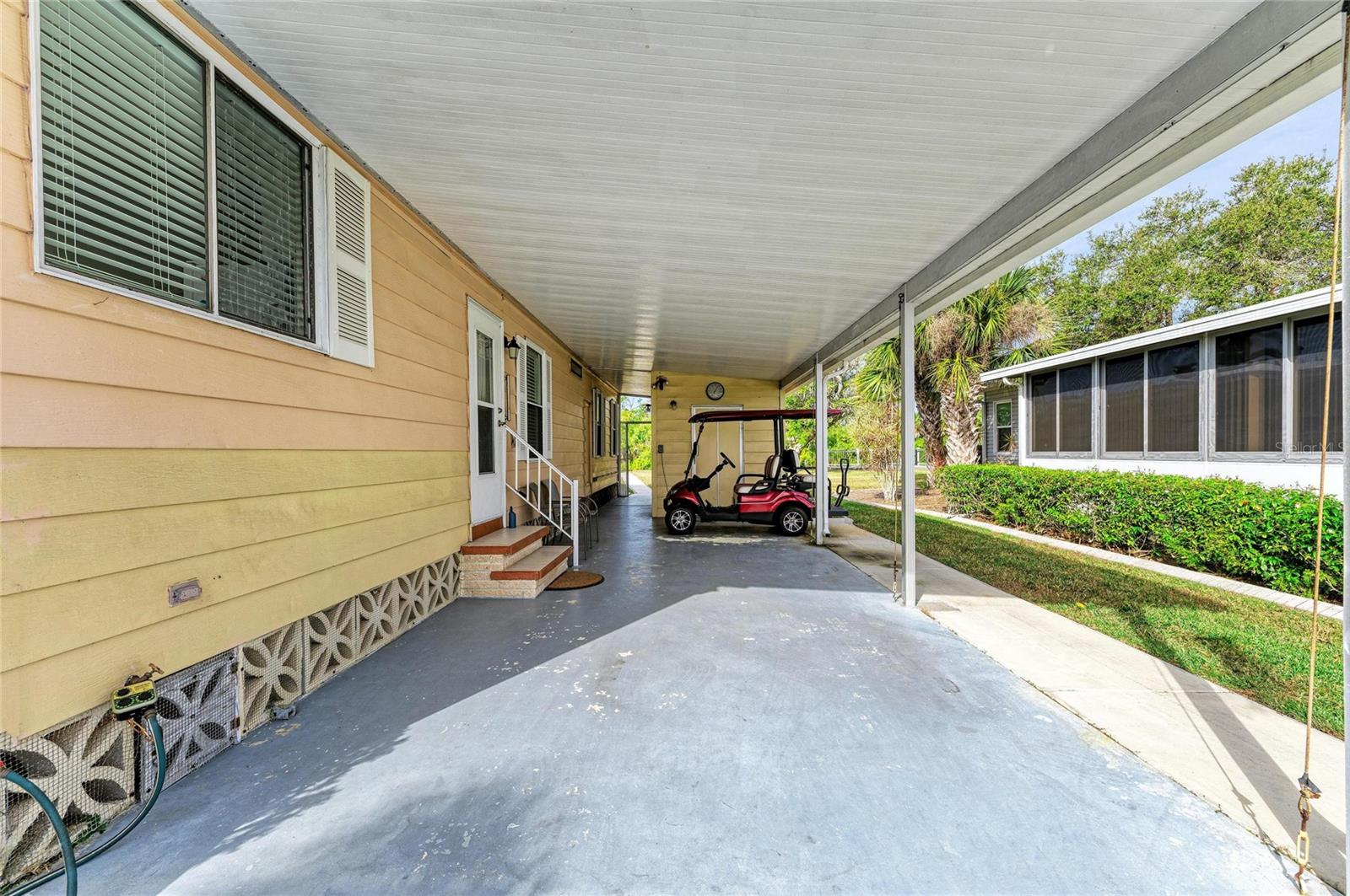 Image 45 of 73 For 35 Castle Drive