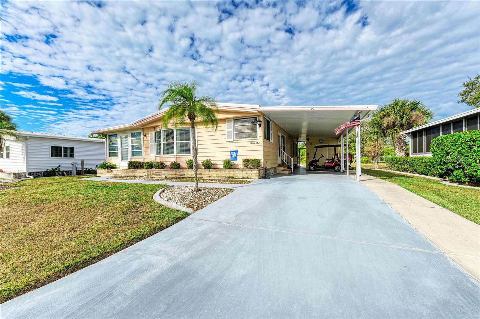 Image 6 of 73 For 35 Castle Drive