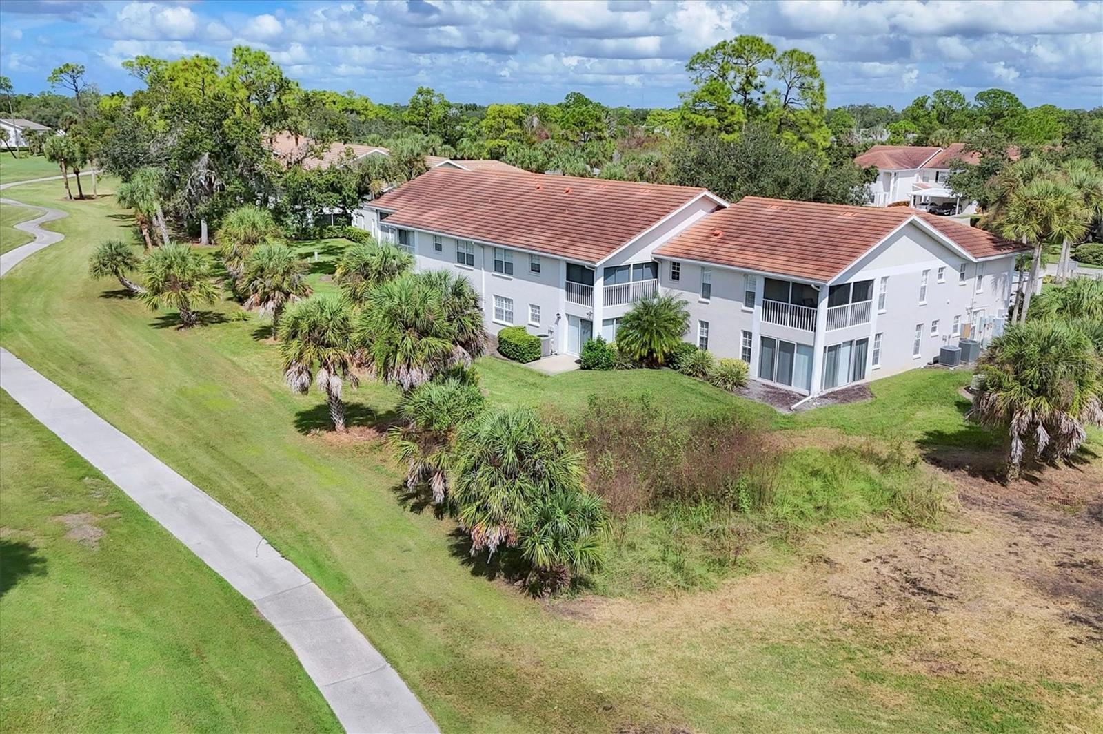 Image 39 of 58 For 803 Montrose Drive 201