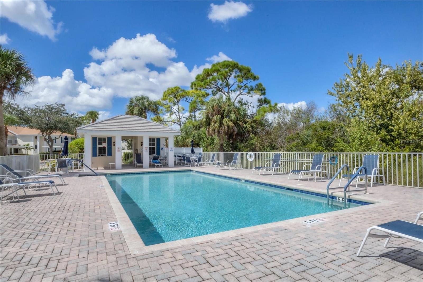 Image 43 of 58 For 803 Montrose Drive 201