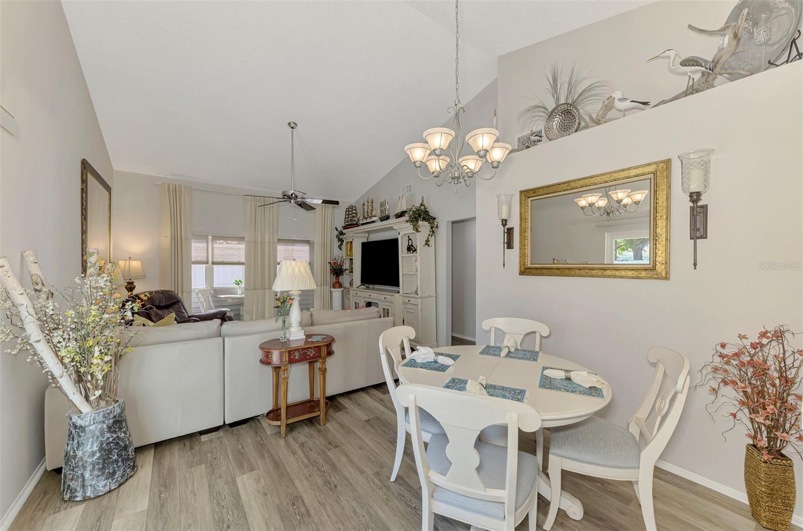 Image 19 of 65 For 710 Ironwood Drive 165