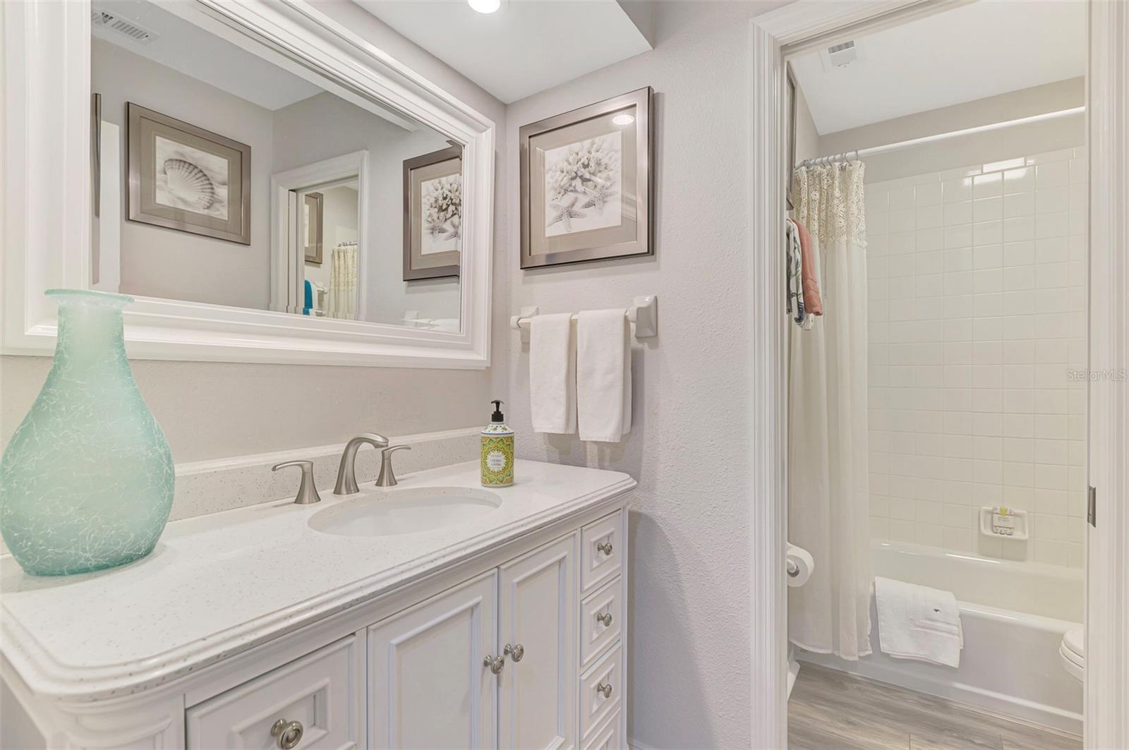 Image 32 of 65 For 710 Ironwood Drive 165