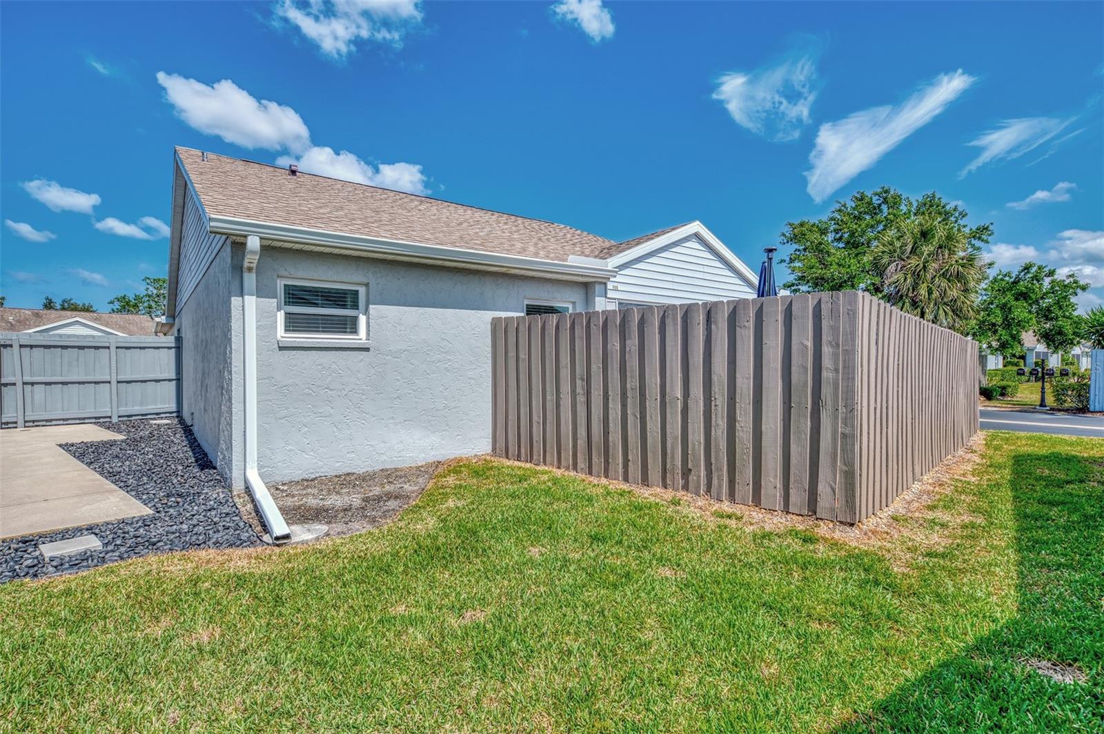 Image 44 of 65 For 710 Ironwood Drive 165